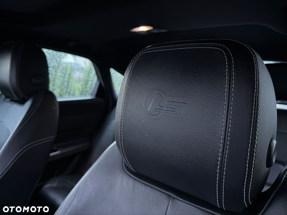 Jaguar XF 3.0 V6 S - 29