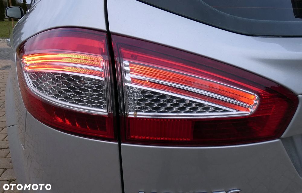 Ford Mondeo SW 1.6 T Platinium X Plus (Trend) - 21