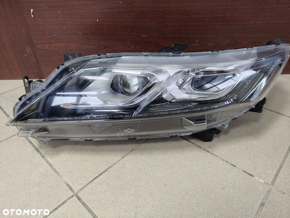 Mitsubishi Eclipse cross Full LED lewy REFLEKTOR EUROPA - 1