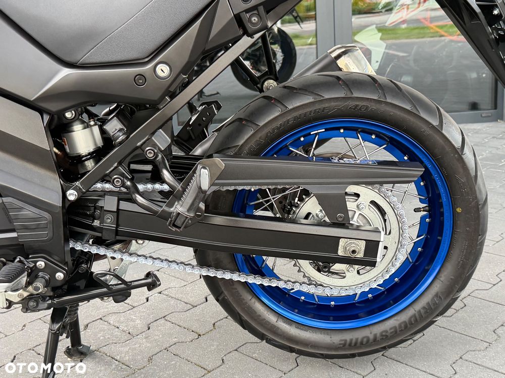 Suzuki V-STROM - 31