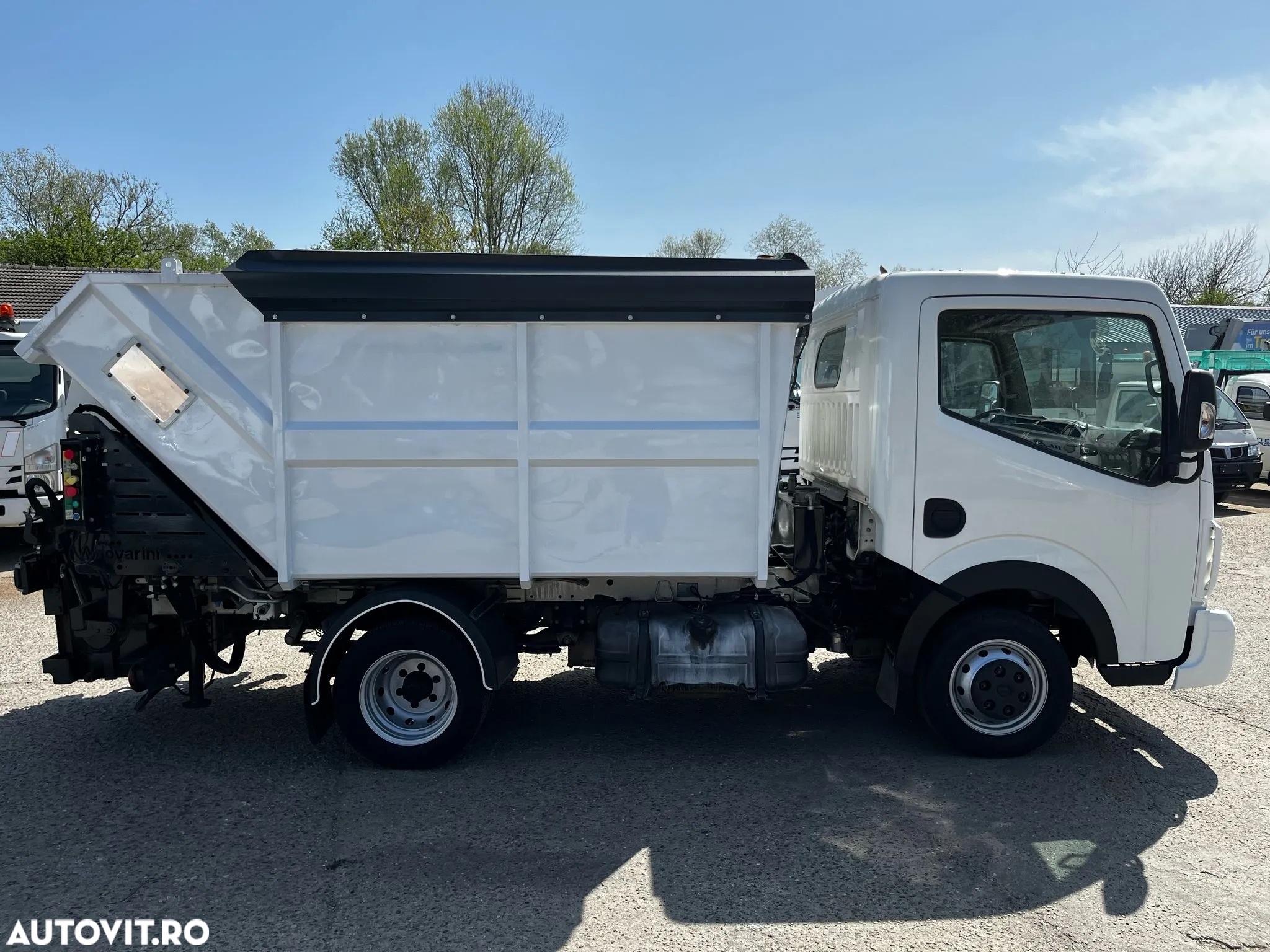 Renault Maxity - 3