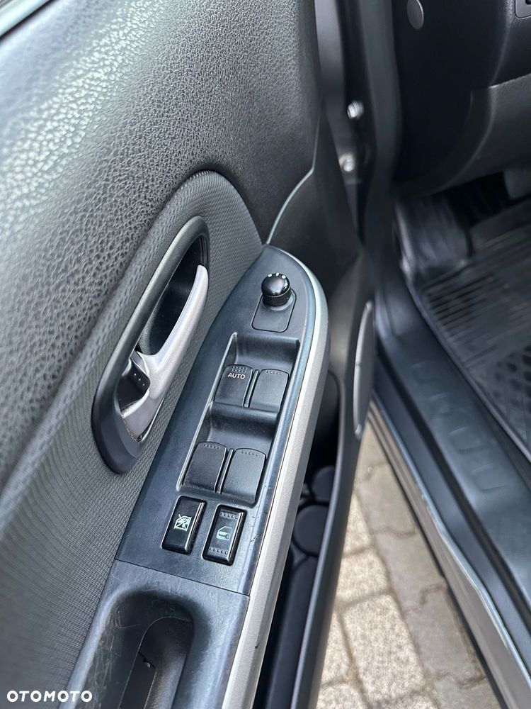 Suzuki Grand Vitara - 9