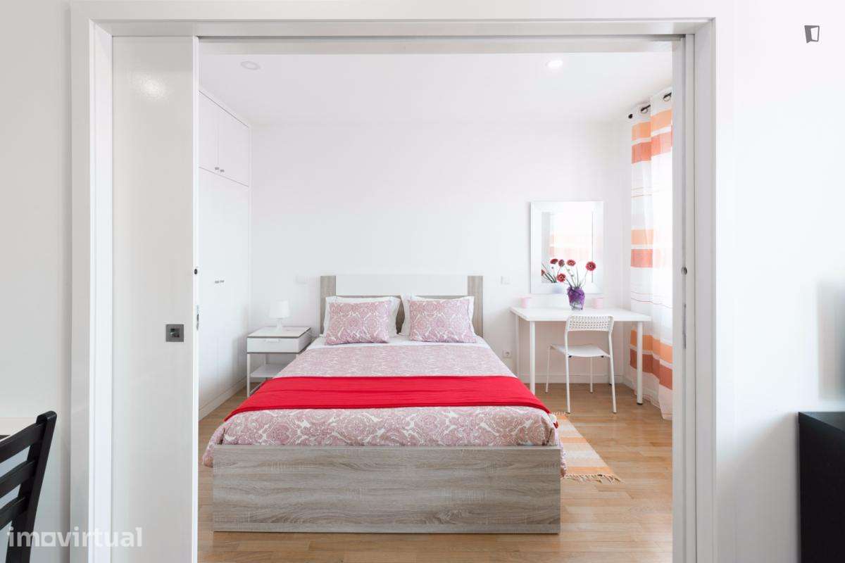 Apartamento com 1 quartos - localizado em Cedofeita Porto - Grande imagem: 3/27