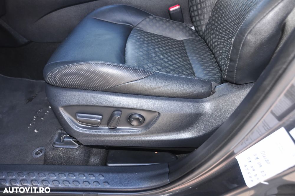 Toyota C-HR 2.0 Business-Edition - 18