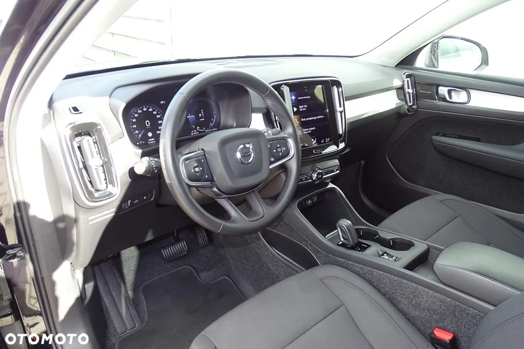 Volvo XC 40 T4 Recharge DKG Inscription Expression - 17