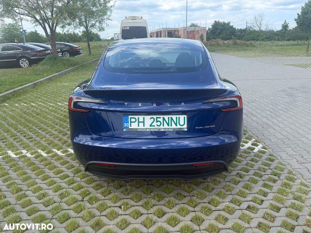 Tesla Model 3 Long Range AWD Premium - 3