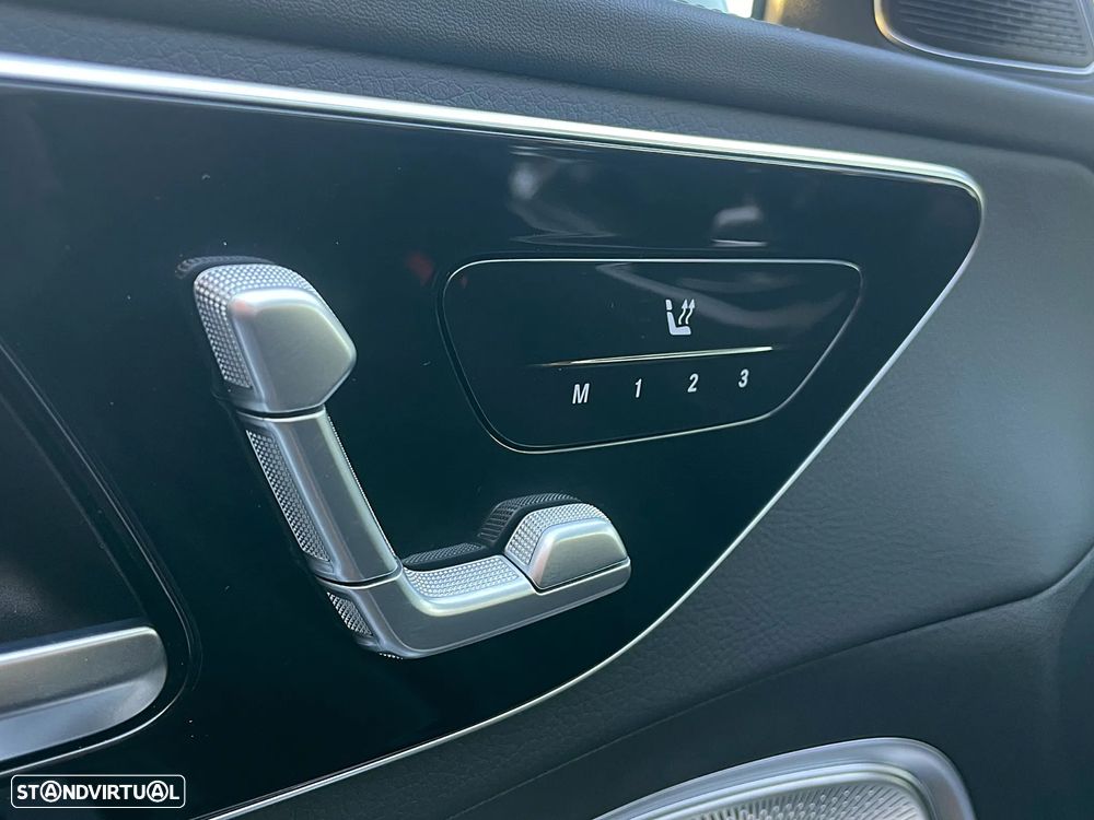 Mercedes-Benz C 300 e T 9G-TRONIC AMG Line - 44