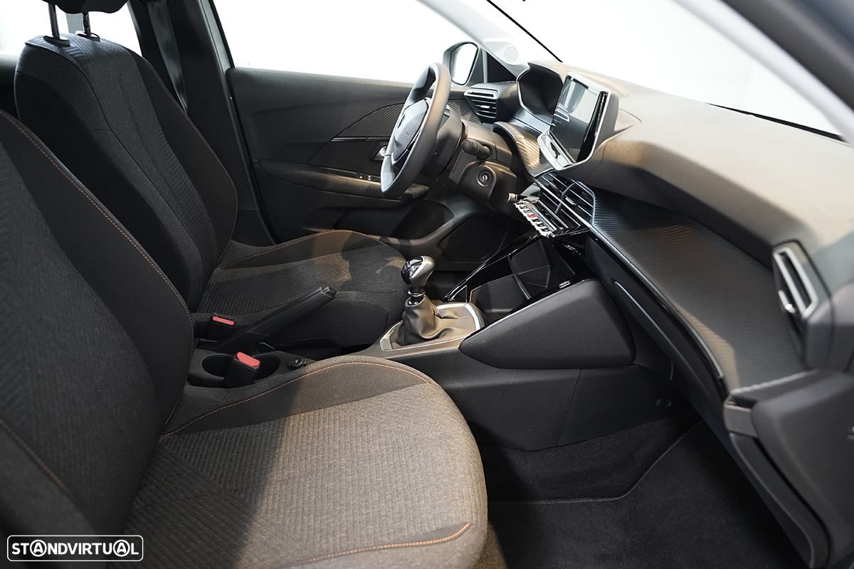 Peugeot 208 1.2 PureTech SE Style - 21