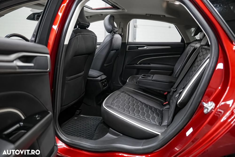 Ford Mondeo - 10
