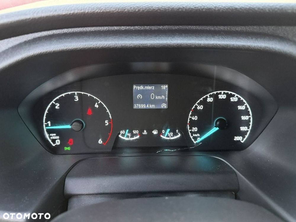 Ford Transit - 25
