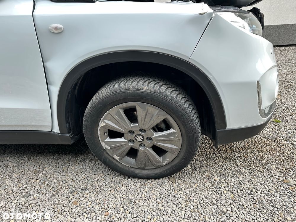 Suzuki Vitara 1.4 Boosterjet SHVS Elegance 2WD - 40
