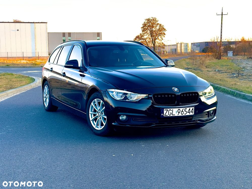 BMW Seria 3 320d Efficient Dynamics Edition Sport Line - 2
