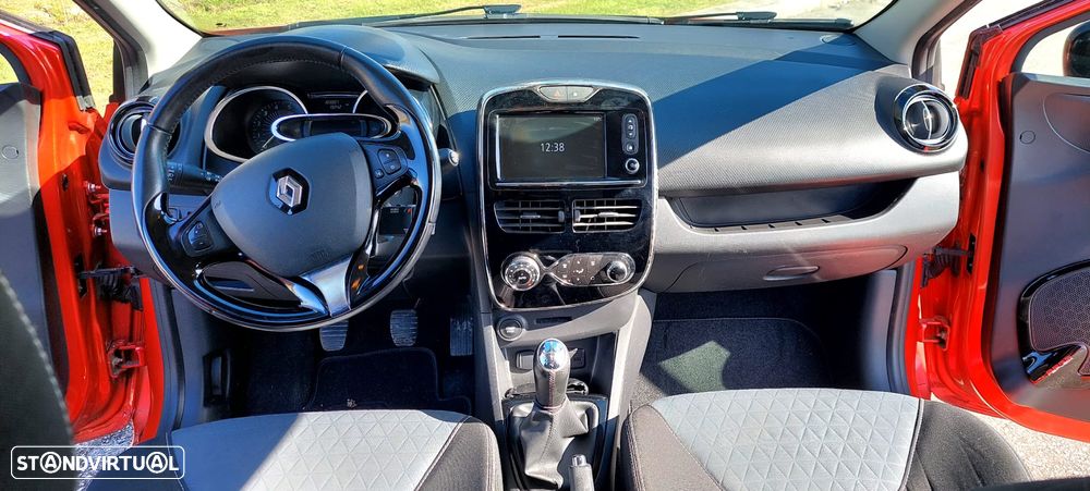 Renault Clio Sport Tourer Energy dCi 90 Start & Stop Dynamique - 10