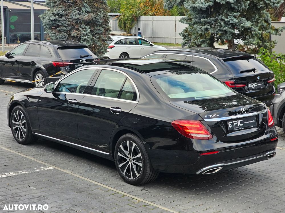 Mercedes-Benz E 300 9G-TRONIC Avantgarde - 10