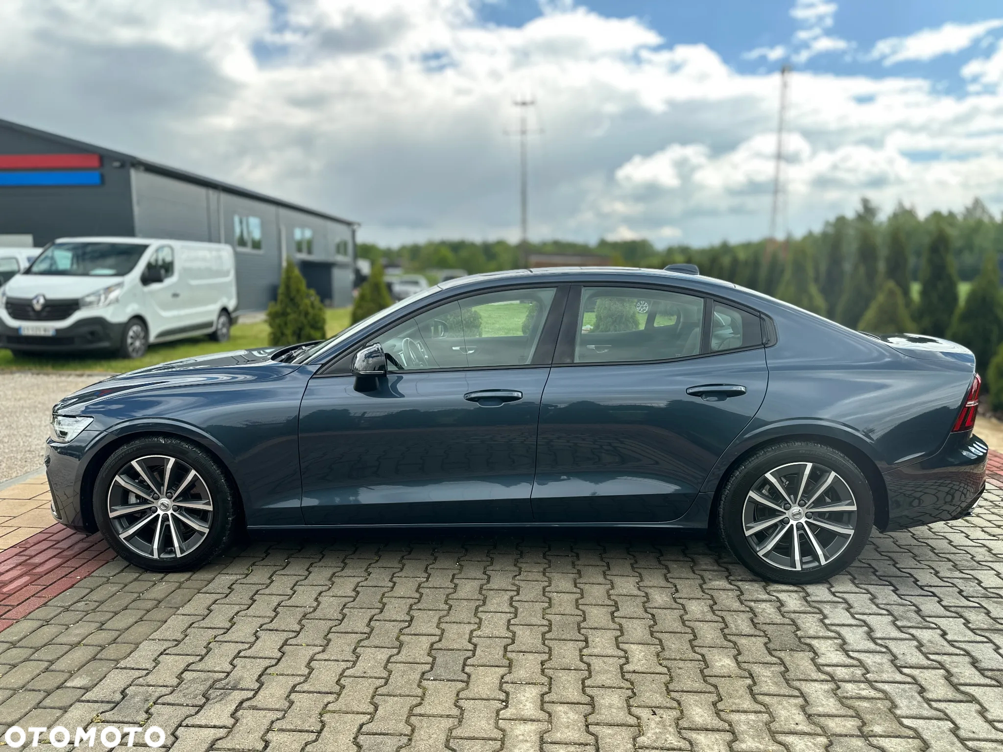Volvo S60 B5 B AWD Plus Dark - 11