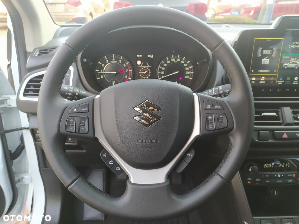 Suzuki S-Cross 1.4 BoosterJet mHEV Premium Plus SP - 26