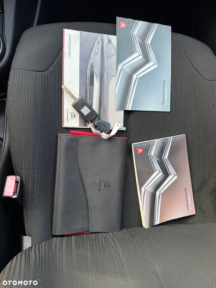 Citroën C4 HDi 110 FAP Style - 21