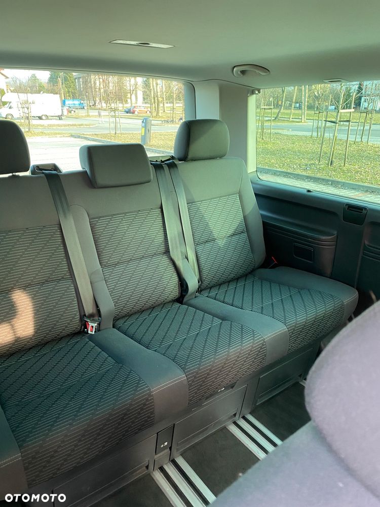 Volkswagen Multivan ver-2-0-bitdi-l2-comfortline-dsg - 11