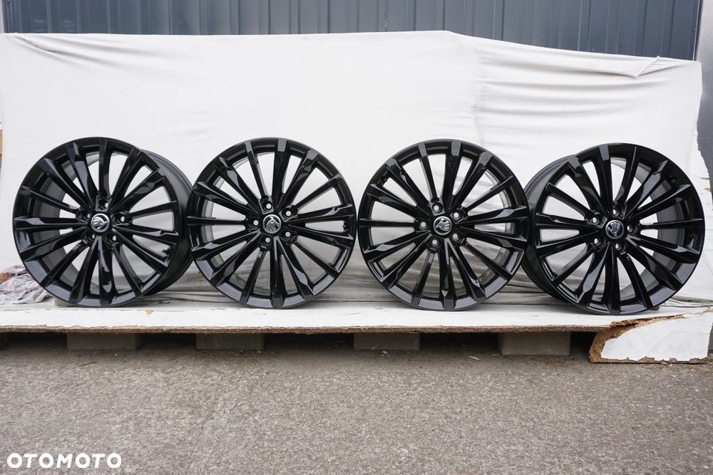 Skoda 5x112 19 8J et44 3V0601025 stan bdb - 3
