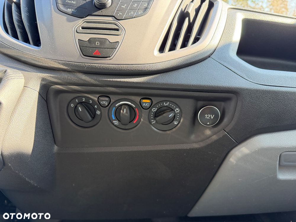 Ford Transit - 21