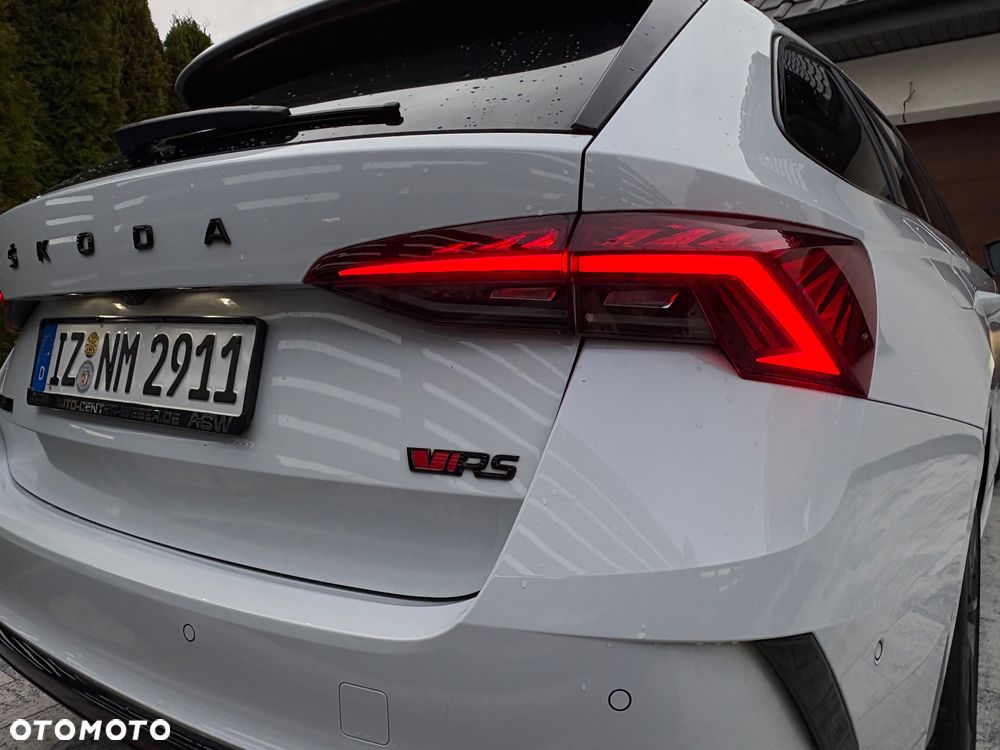 Skoda Octavia 2.0 TDI RS DSG - 18