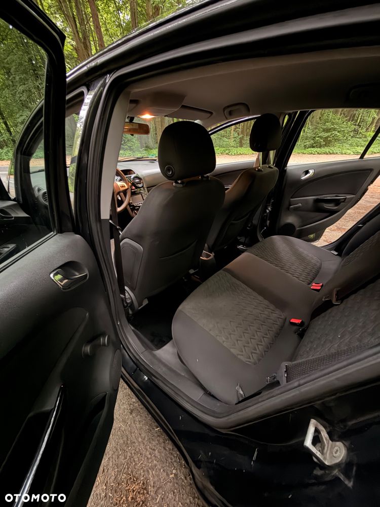 Opel Corsa - 22