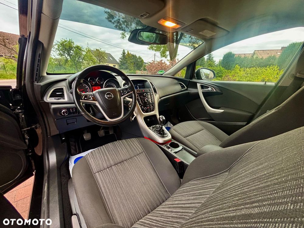 Opel Astra 1.4 Turbo - 19