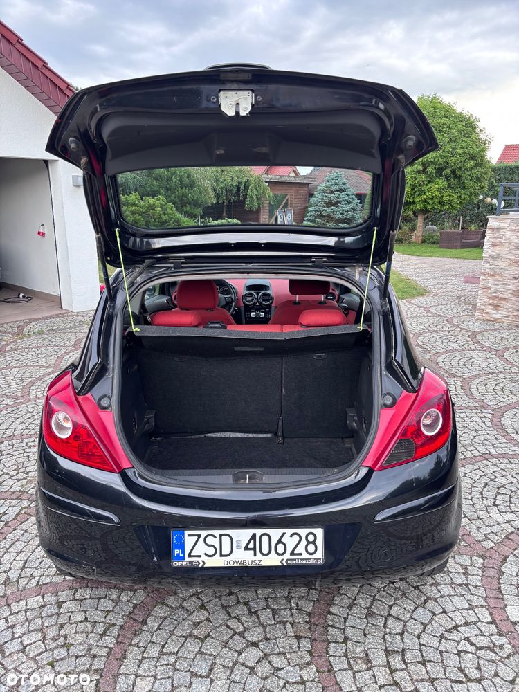 Opel Corsa 1.2 16V Sport - 11