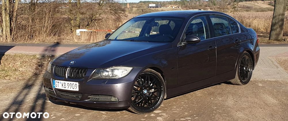 BMW Seria 3 325i - 3