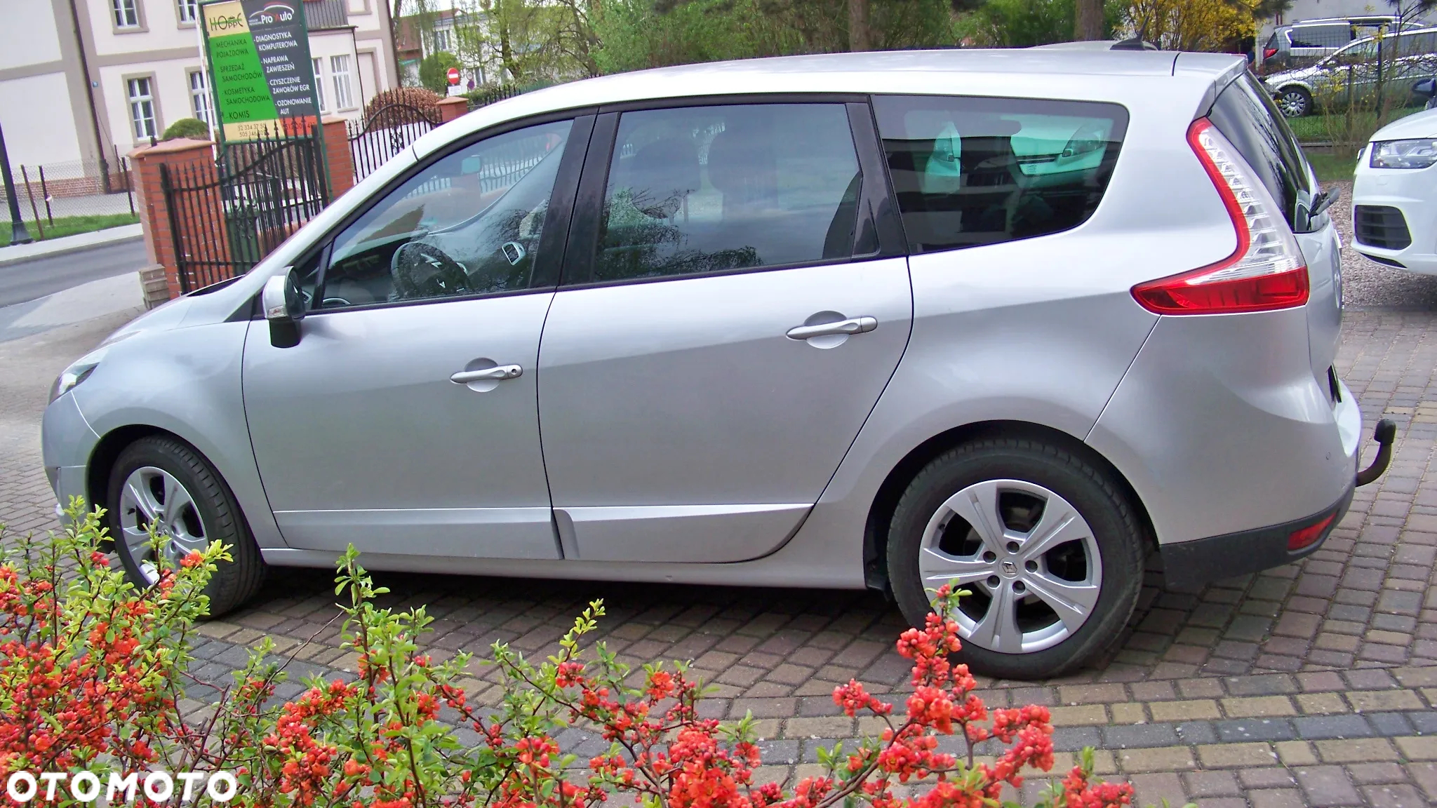 Renault Grand Scenic TCe 130 Bose Edition - 8