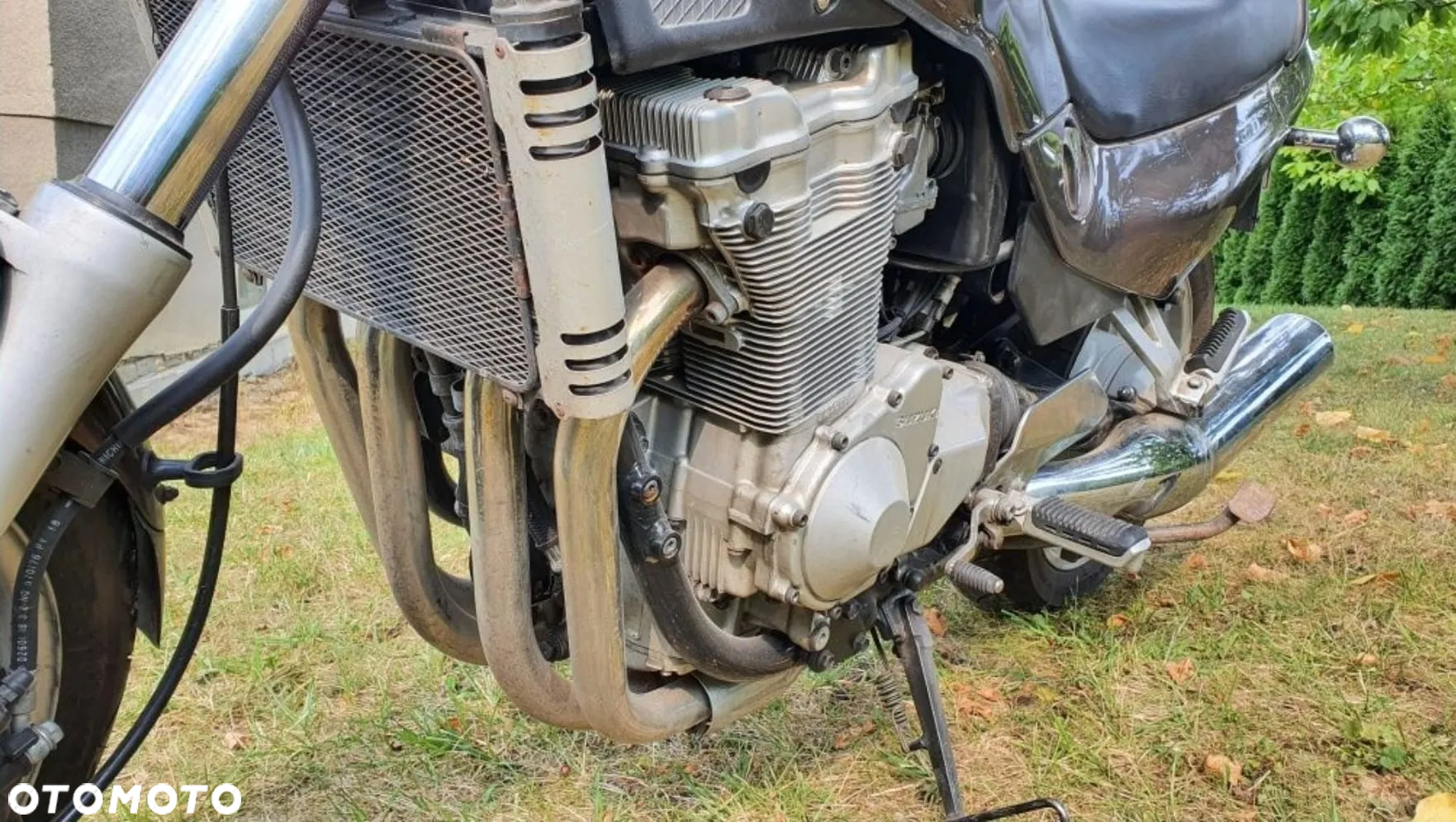 Suzuki GSX 1000 - 4