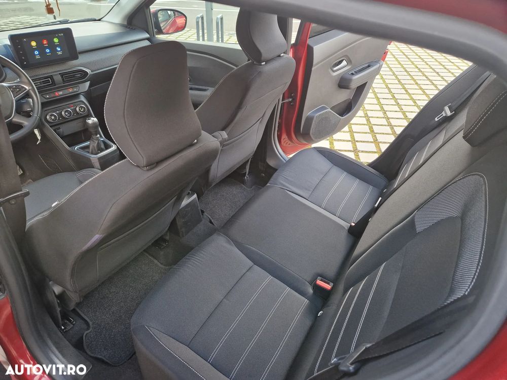 Dacia Sandero - 8