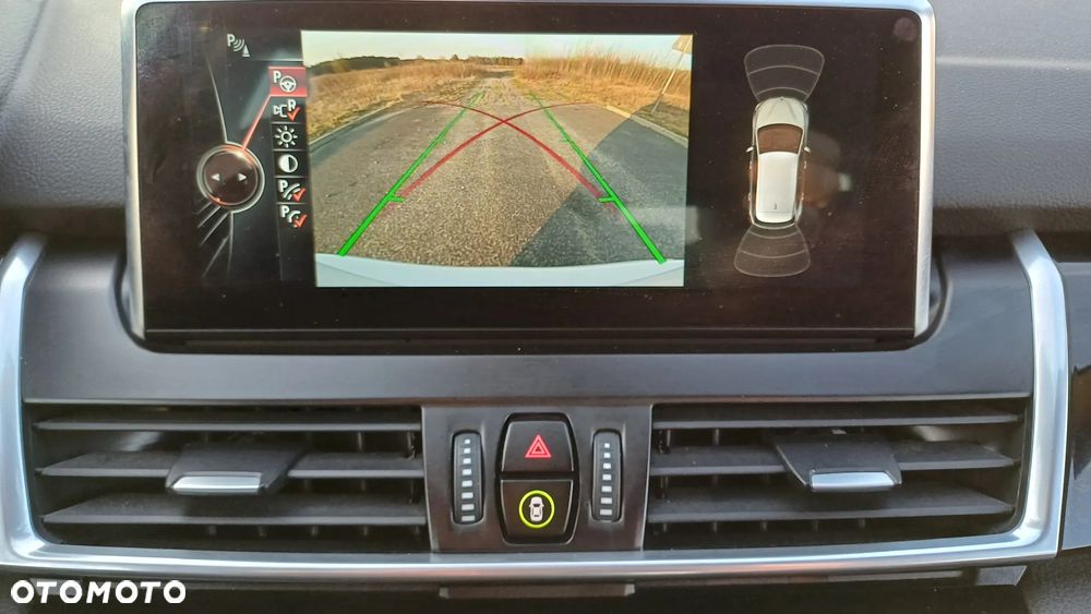 BMW Seria 2 218i Sport Line - 26