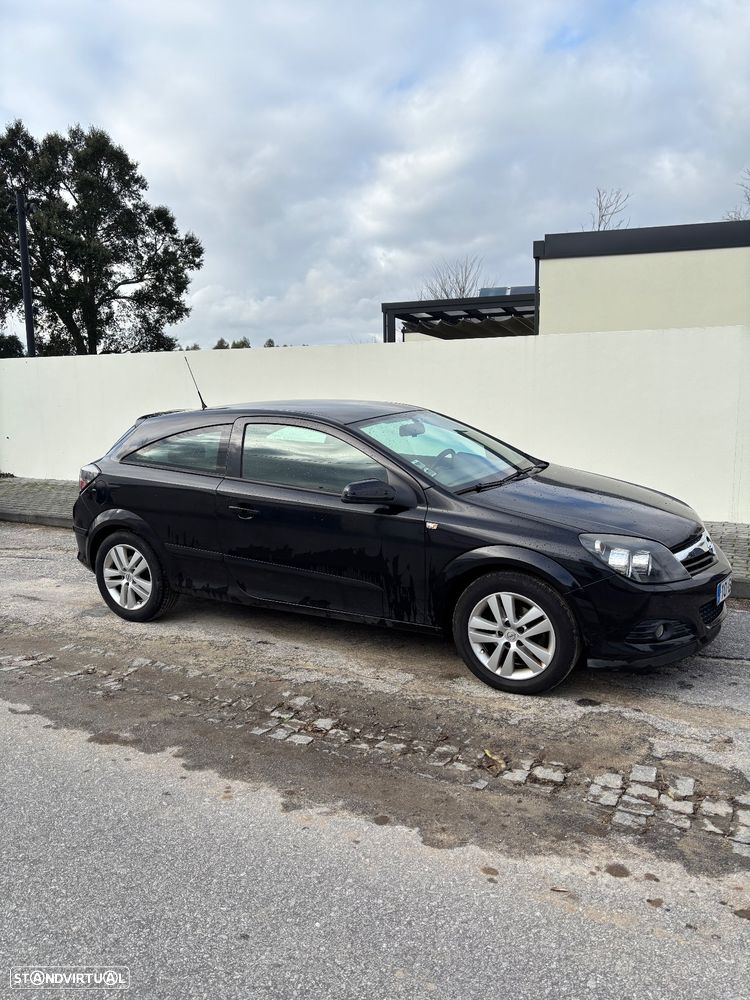 Opel Astra GTC 1.3 CDTI - 1