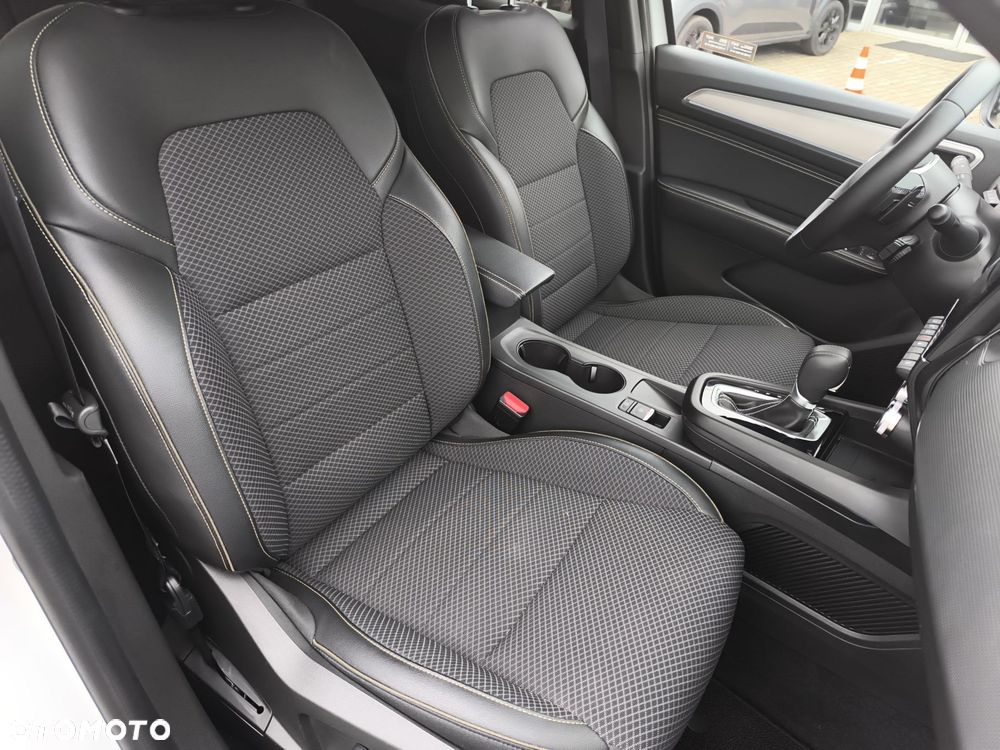 Renault Arkana 1.3 TCe mHEV Techno EDC - 24
