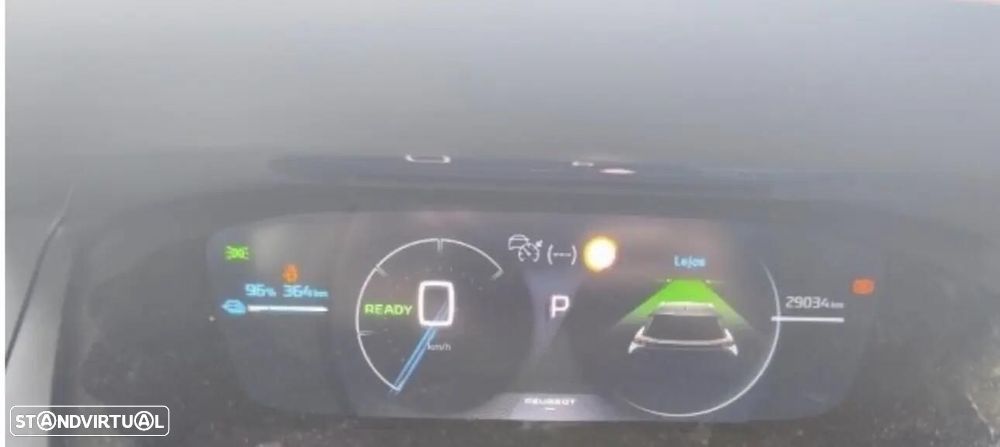 Peugeot e-2008 54 kWh GT - 14
