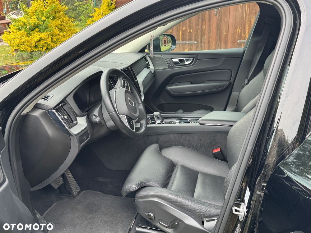 Volvo XC 60 B5 D AWD Geartronic RDesign - 5