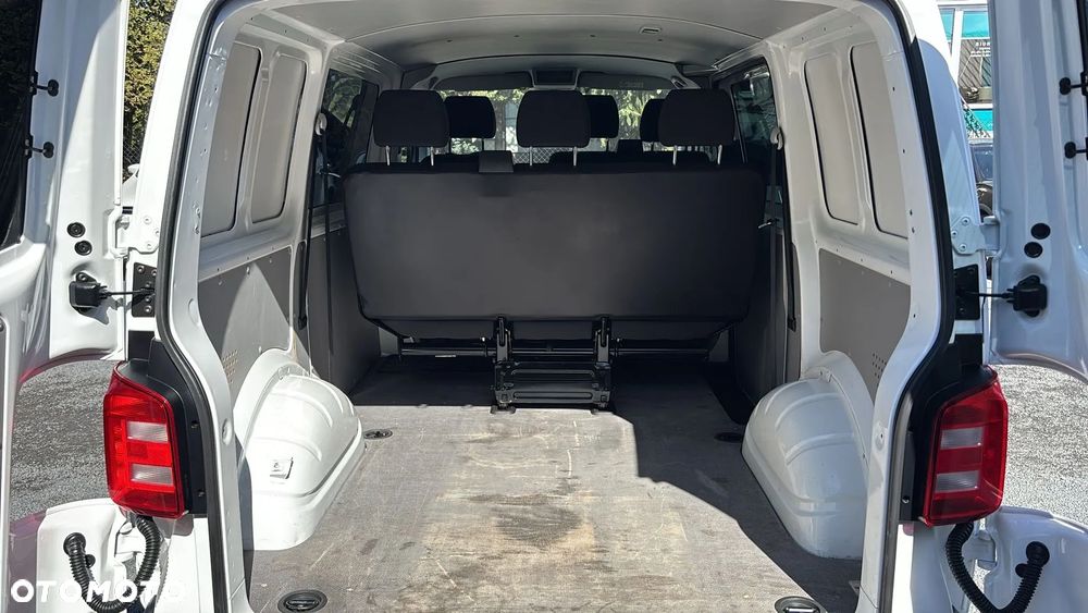 Volkswagen Transporter - 7