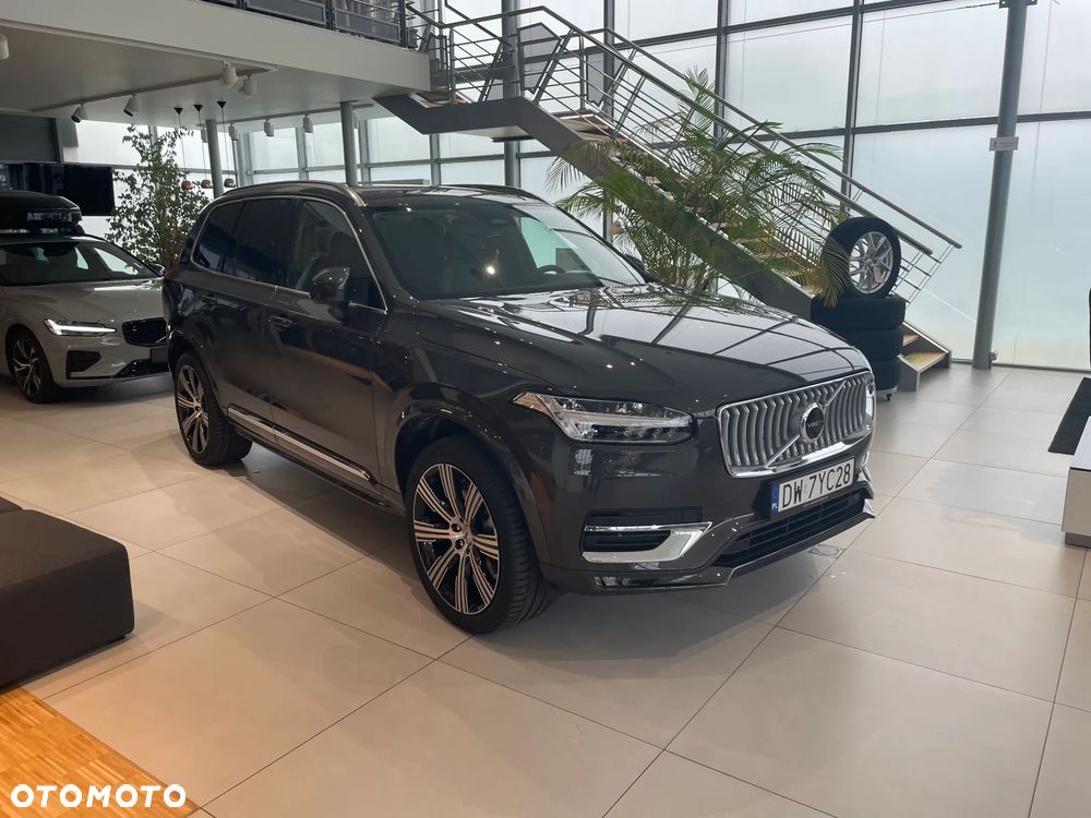 Volvo XC 90 - 1