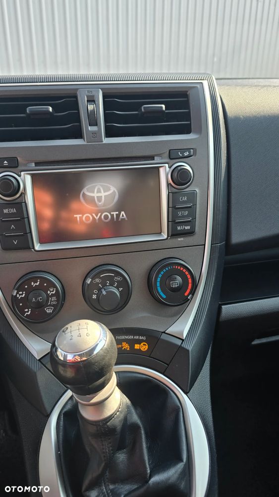 Toyota Verso S 1.33 VVT-i Life - 13