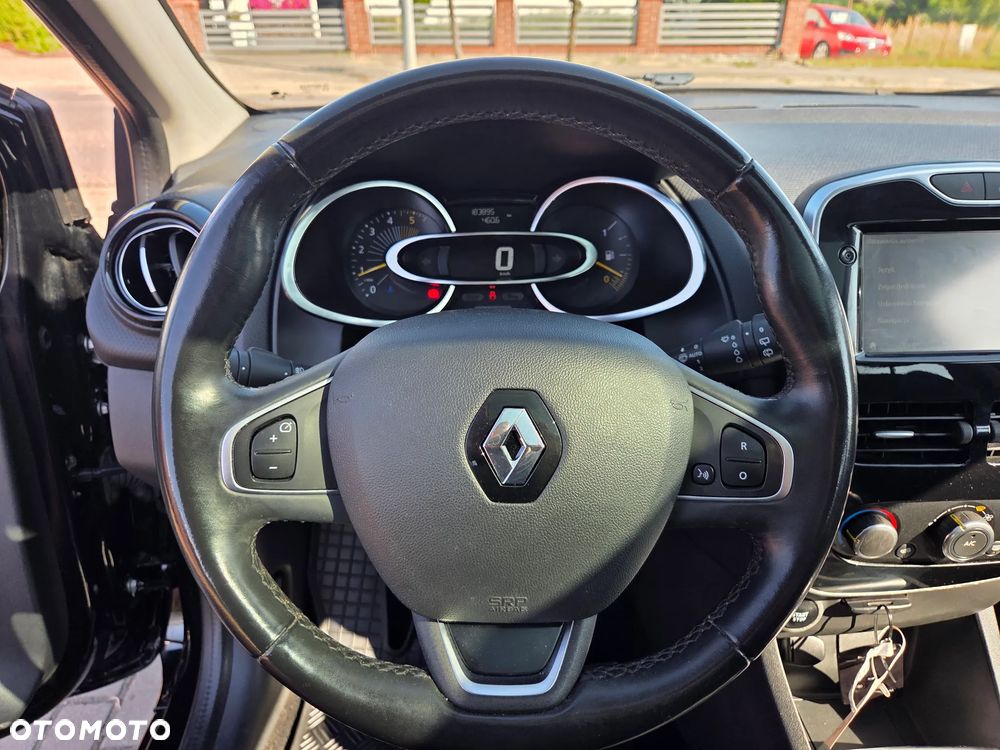 Renault Clio - 12