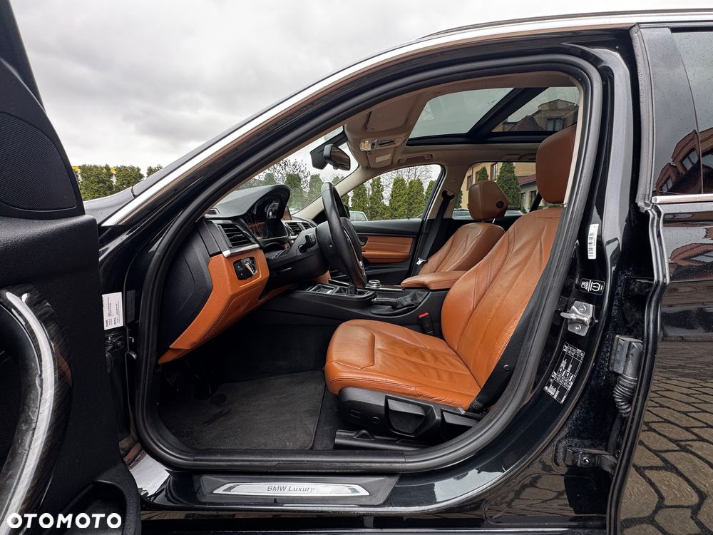 BMW Seria 3 320d Luxury Line EU6 - 20