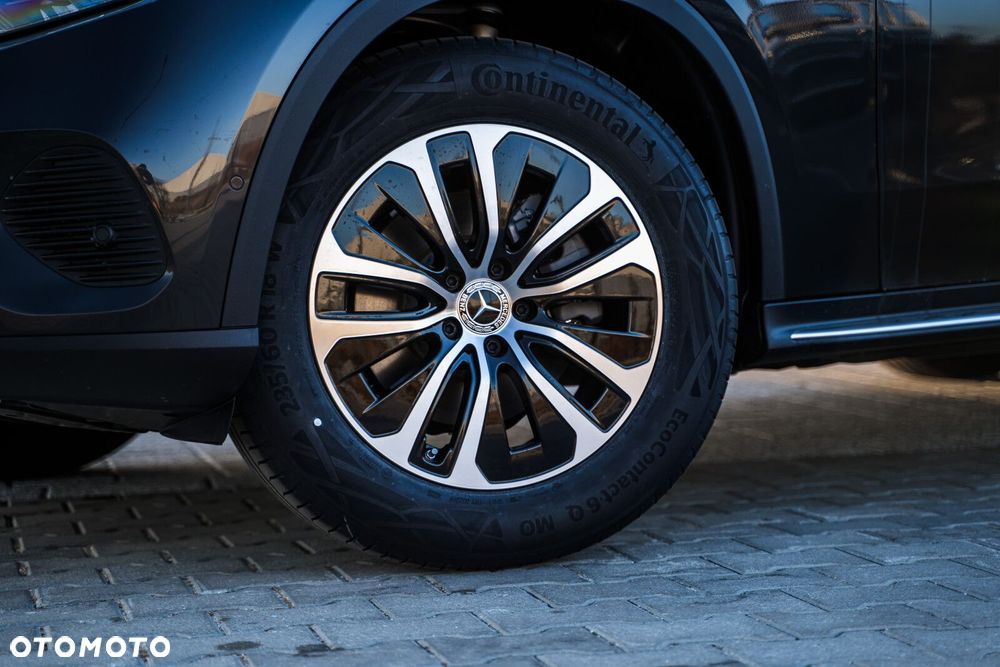 Mercedes-Benz GLC - 3