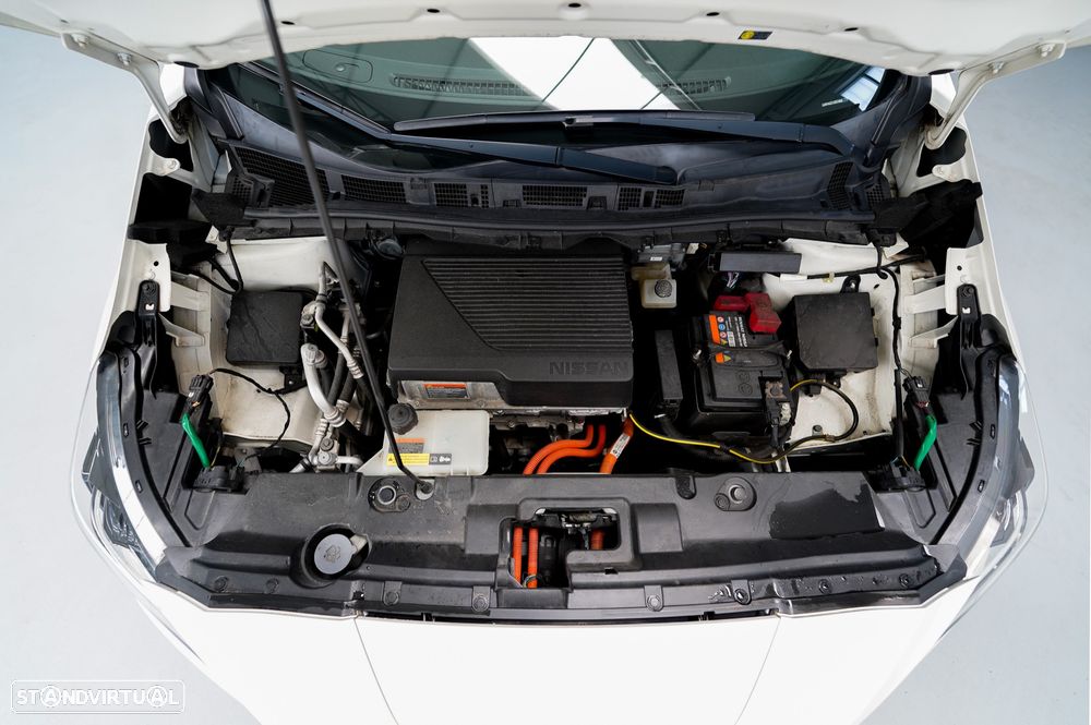 Nissan Leaf N-Connecta - 32