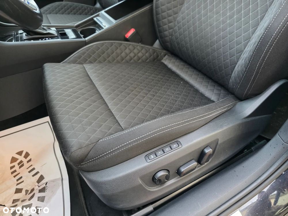 Skoda Superb 2.0 TDI Active DSG - 5