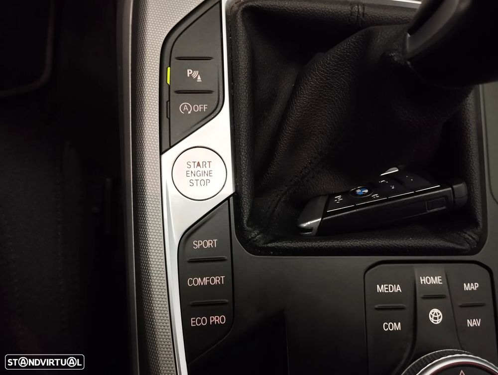 BMW 318 d Corporate Edition - 35