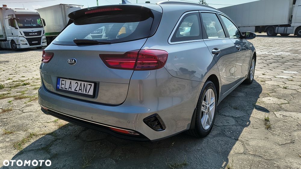 Kia Ceed 1.5 T-GDI M DCT - 10