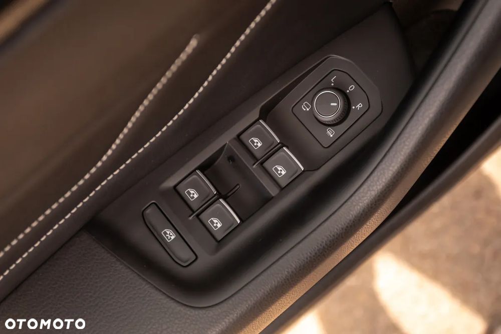 Volkswagen Arteon 2.0 TSI GPF R-Line DSG - 24