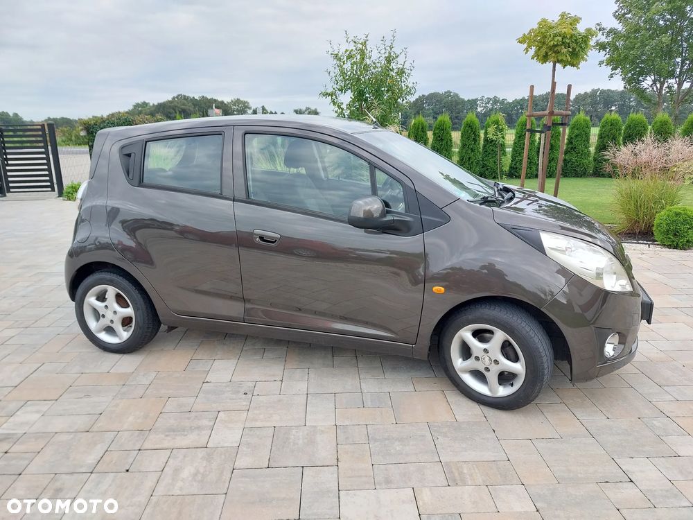 Chevrolet Spark 1.0 LS - 25