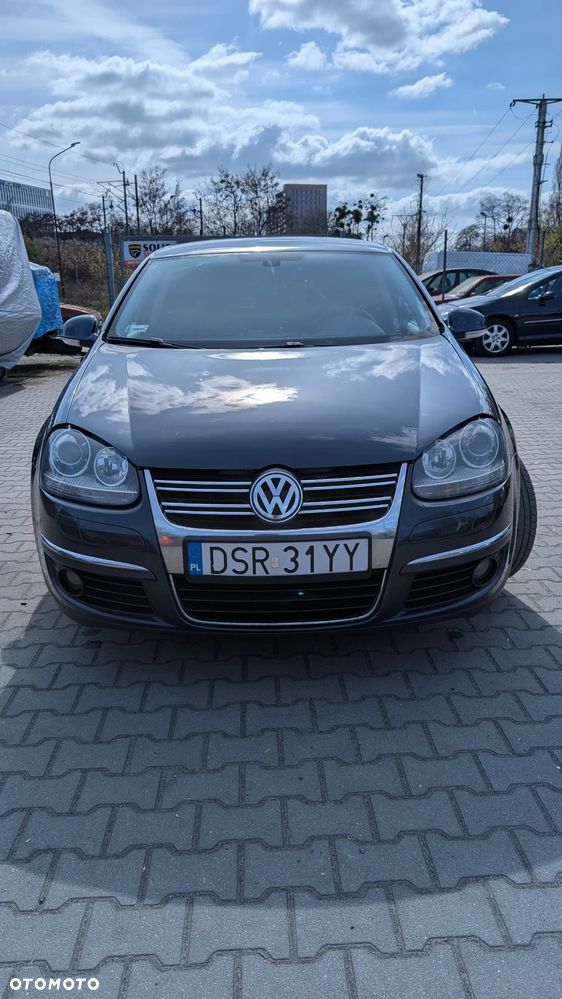 Volkswagen Jetta 1.6 TDI DPF Comfortline - 3